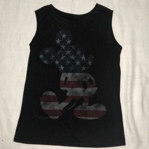 Sleeveless Mickey Mouse T-shirt with American flag print